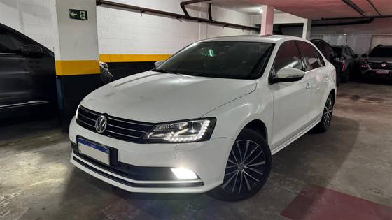 VOLKSWAGEN JETTA 2.0 TSI HIGHLINE 211CV GASOLINA 4P TIPTRONIC